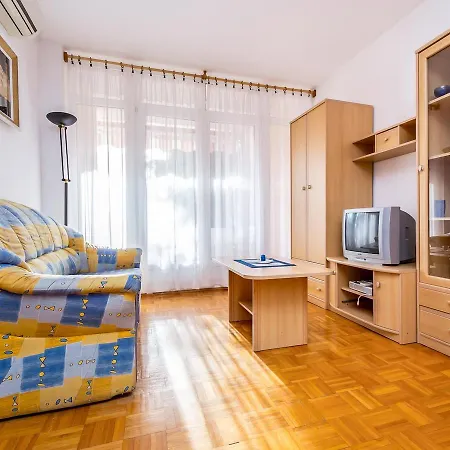 Apartament House Stoja